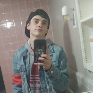 Meet your Posher, Tyler